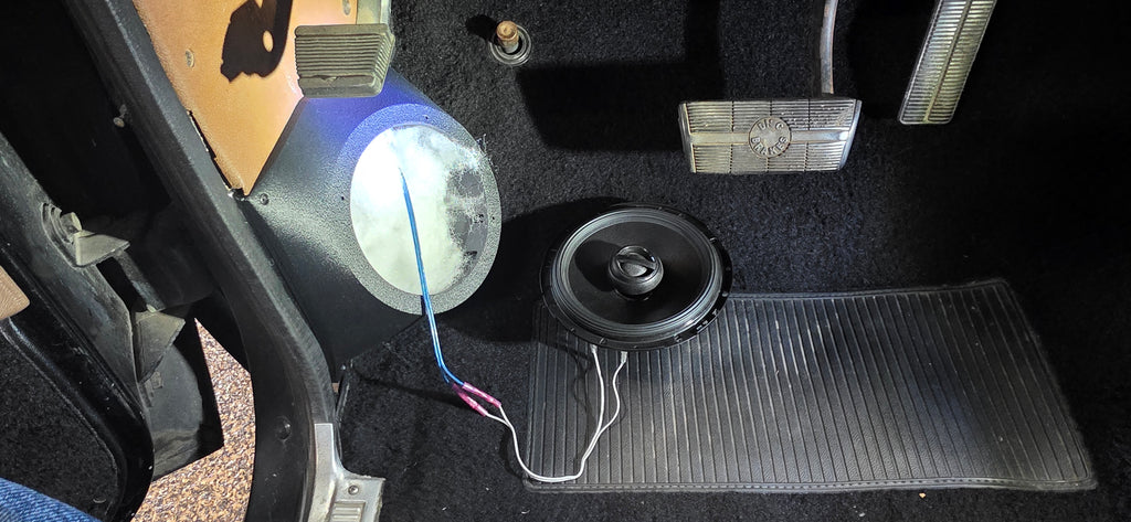 73-87(91) Beta Series - 6.5" Kick Panel Speaker Pods