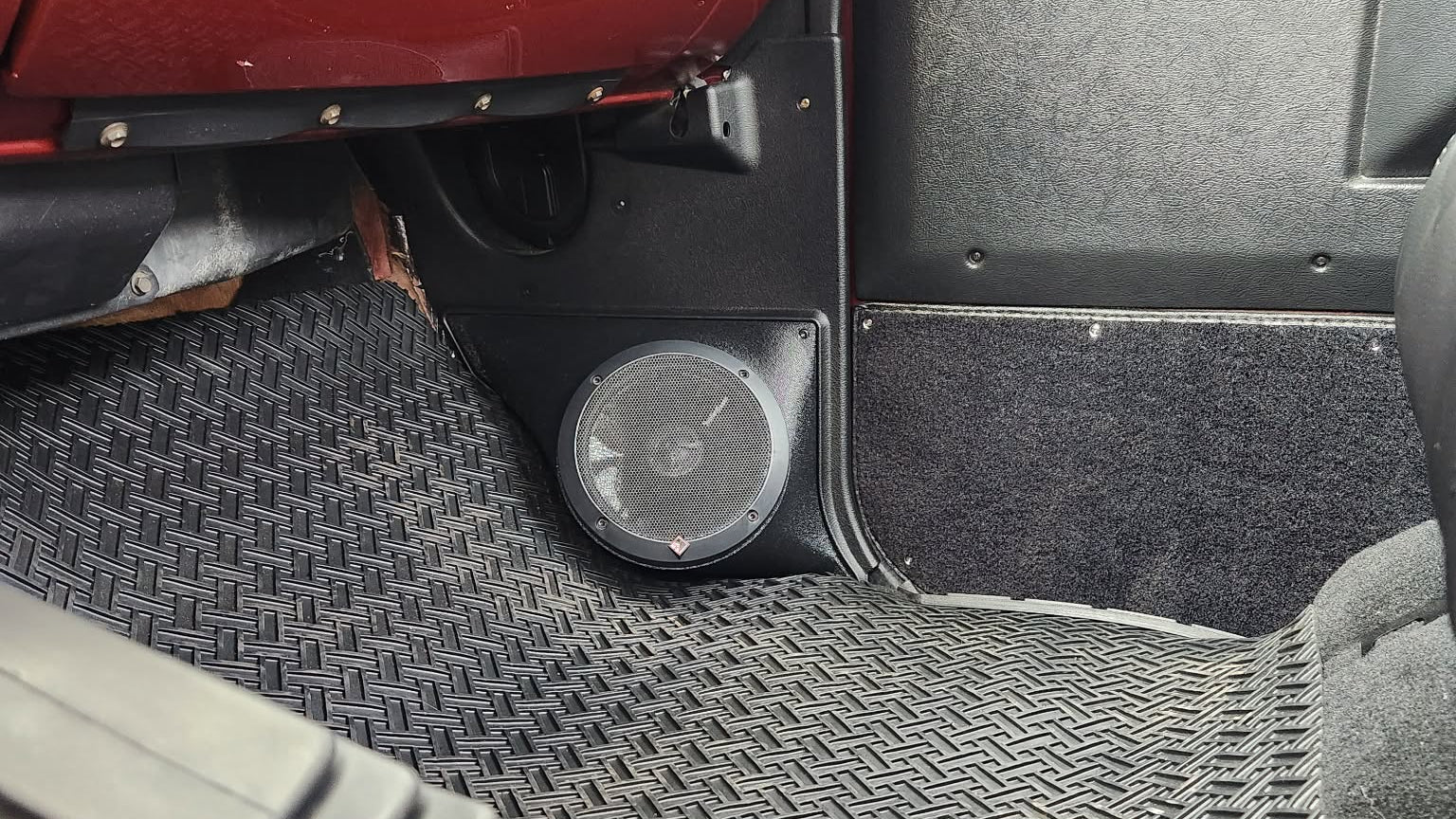 73-87(91) Alpha Series - 6.5" Kick Panel Speaker Pods