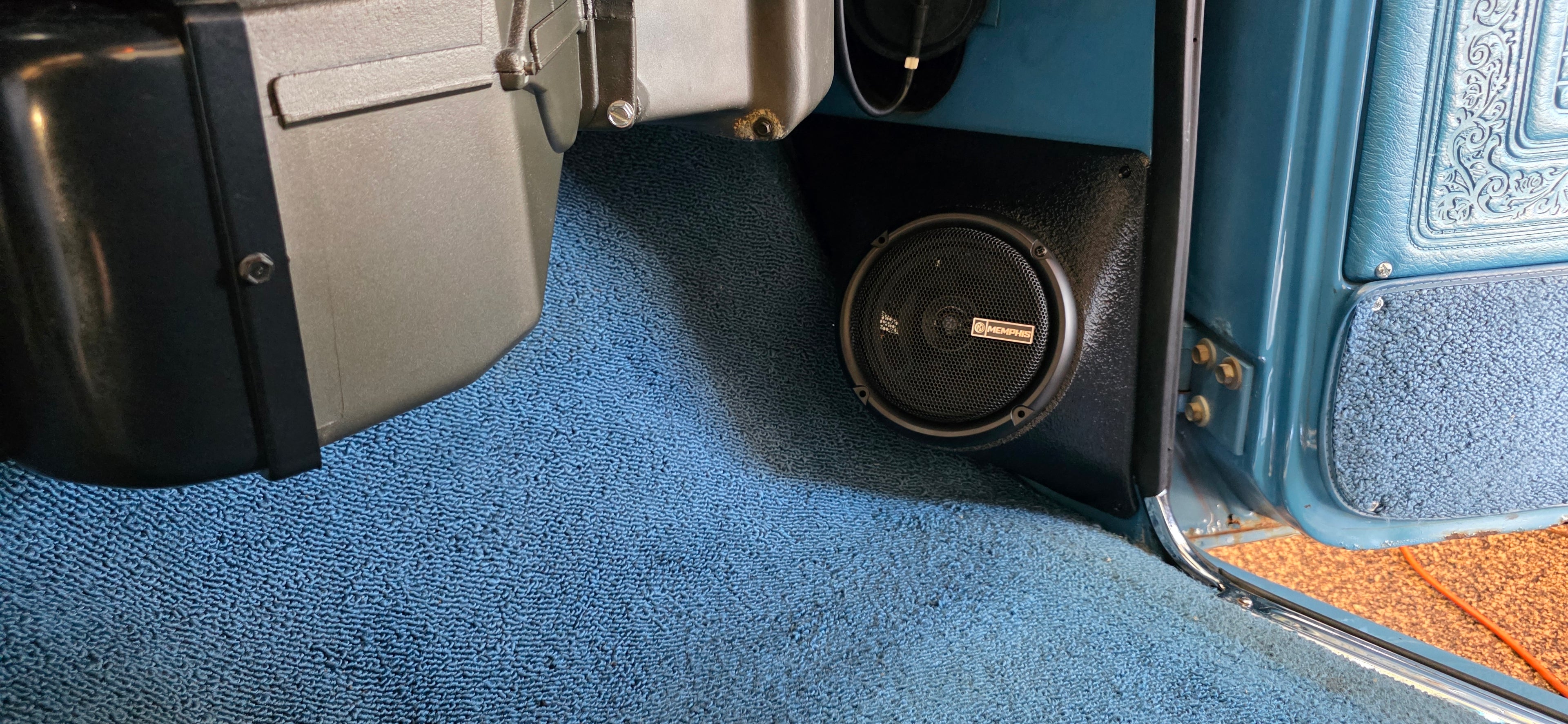 67-72 Zeta Series - 6.5" kick panel pods