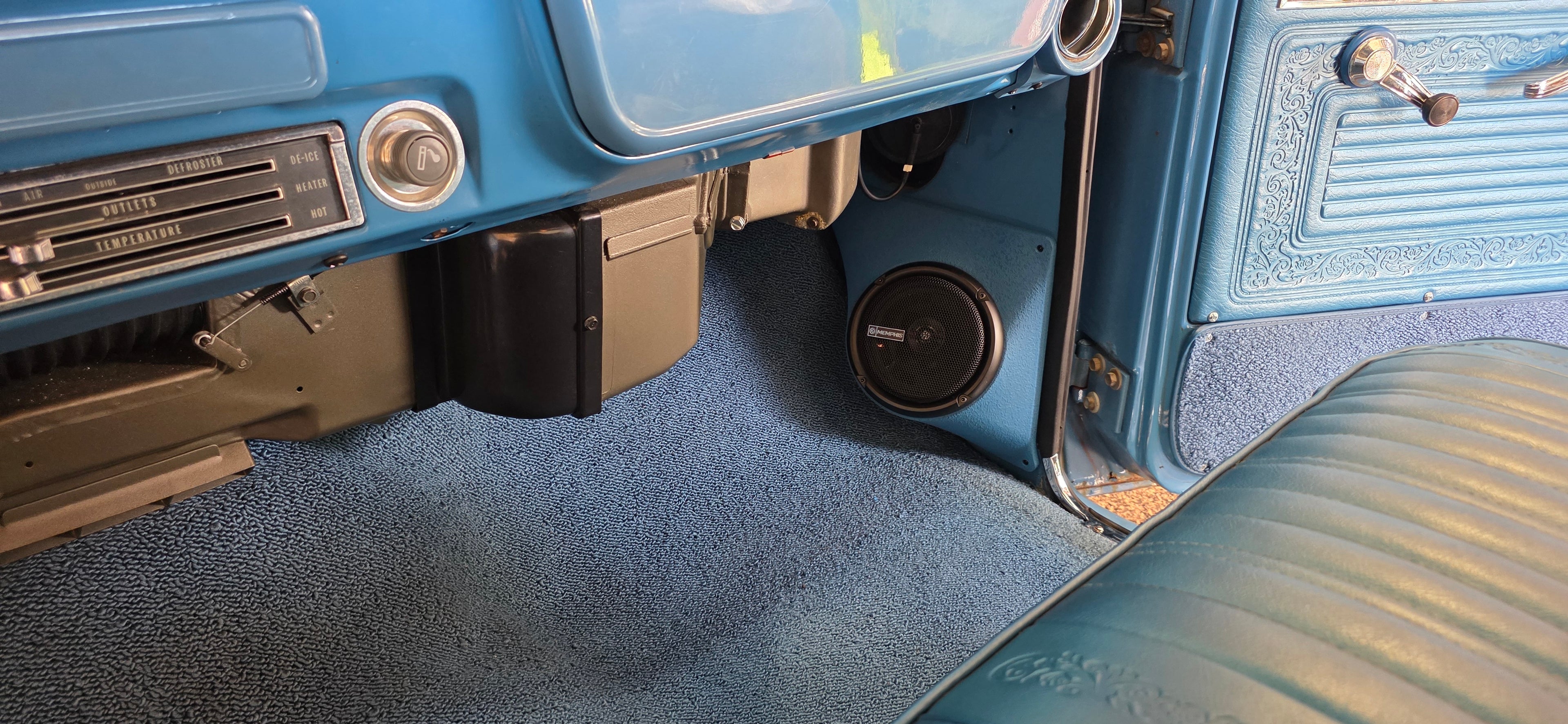 67-72 Zeta Series - 6.5" kick panel pods