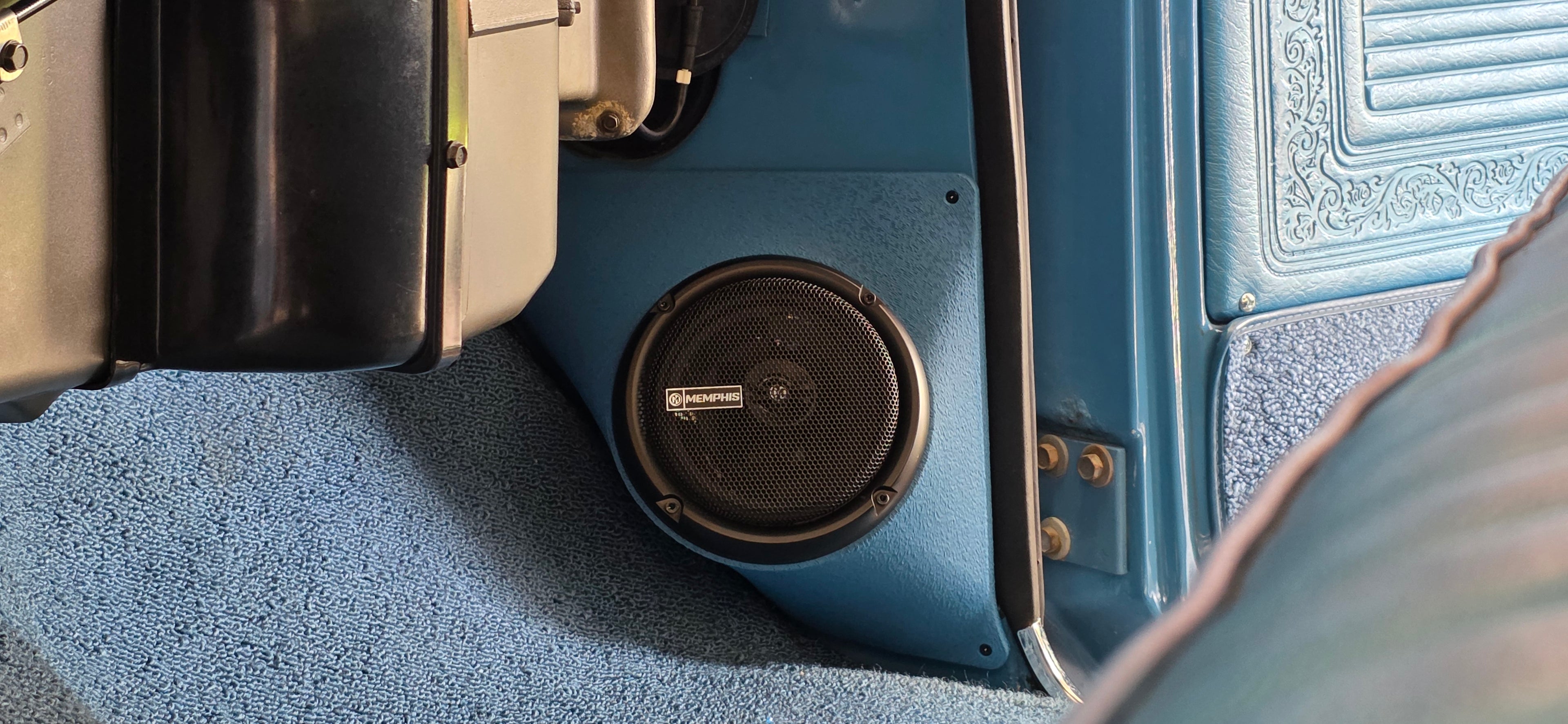 67-72 Zeta Series - 6.5" kick panel pods